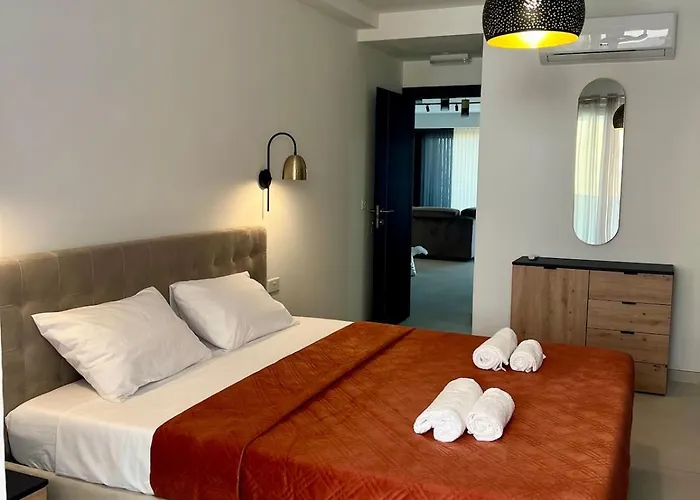 Sea View Modern Apartment *